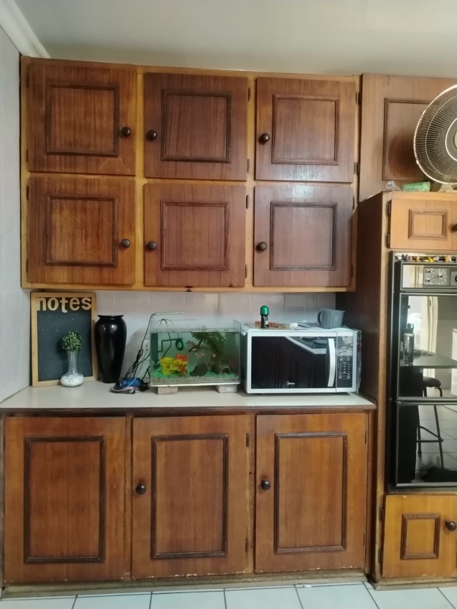 3 Bedroom Property for Sale in Flamwood North West